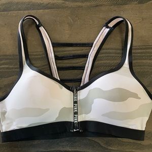 VICTORIAS SECRET padded sports bra